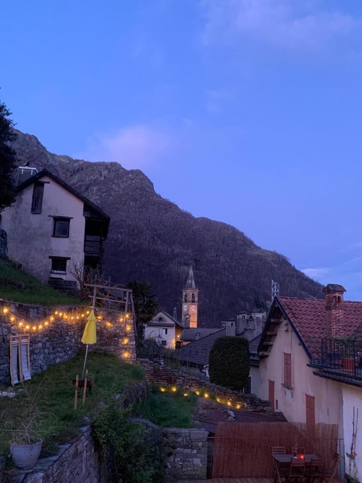 Casa Gialla Russo Eksteriør bilde